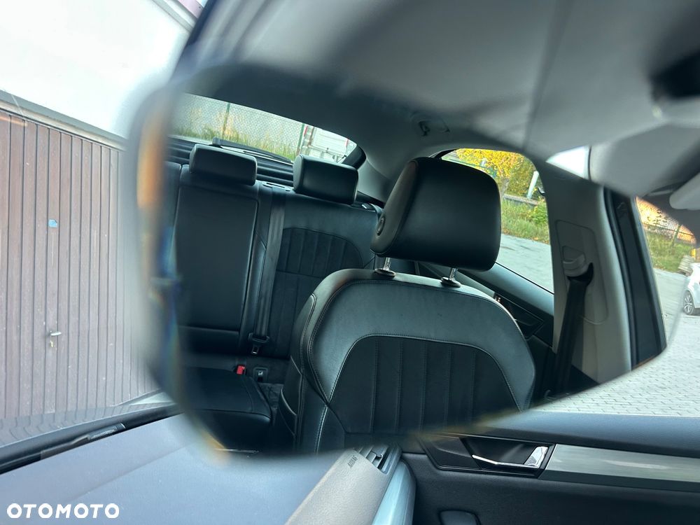 Skoda Superb 1.8 TSI Ambition DSG - 37