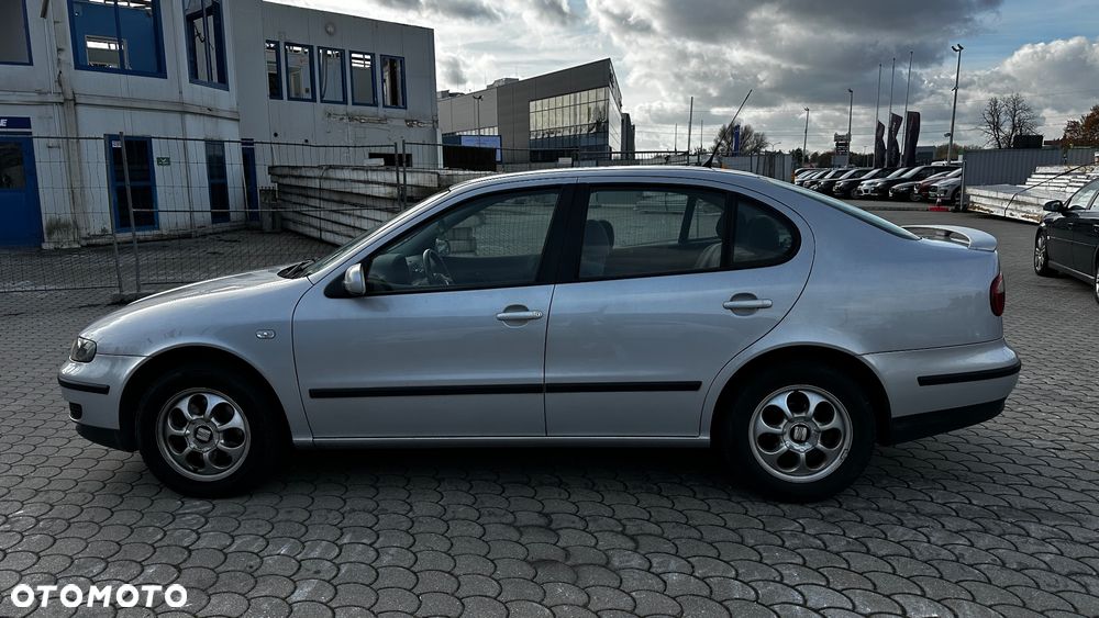 Seat Toledo 1.8 Signo Emocion - 8