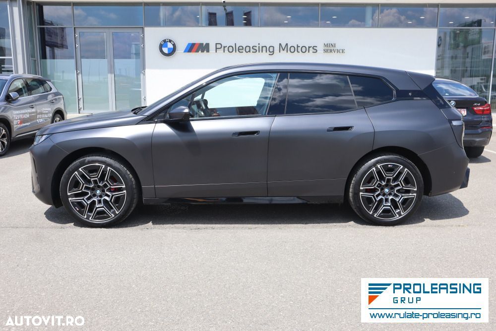BMW iX 2025 — imagine 11