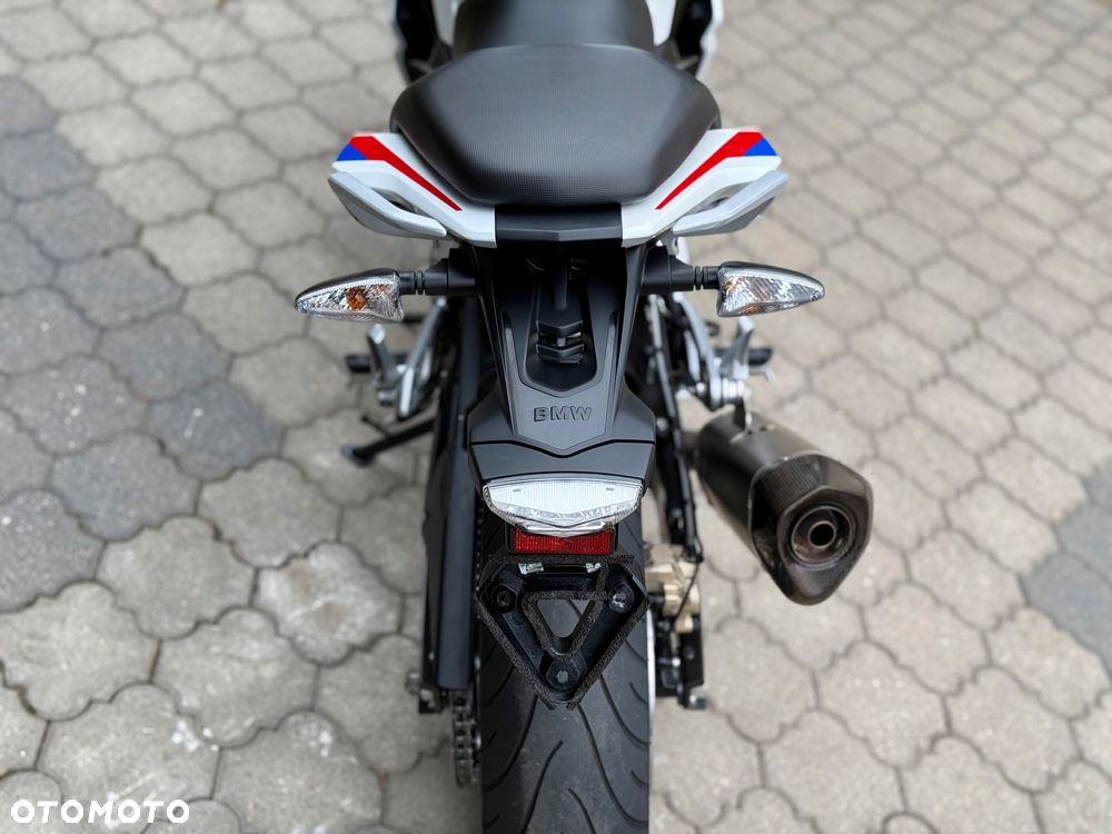 BMW G - 20