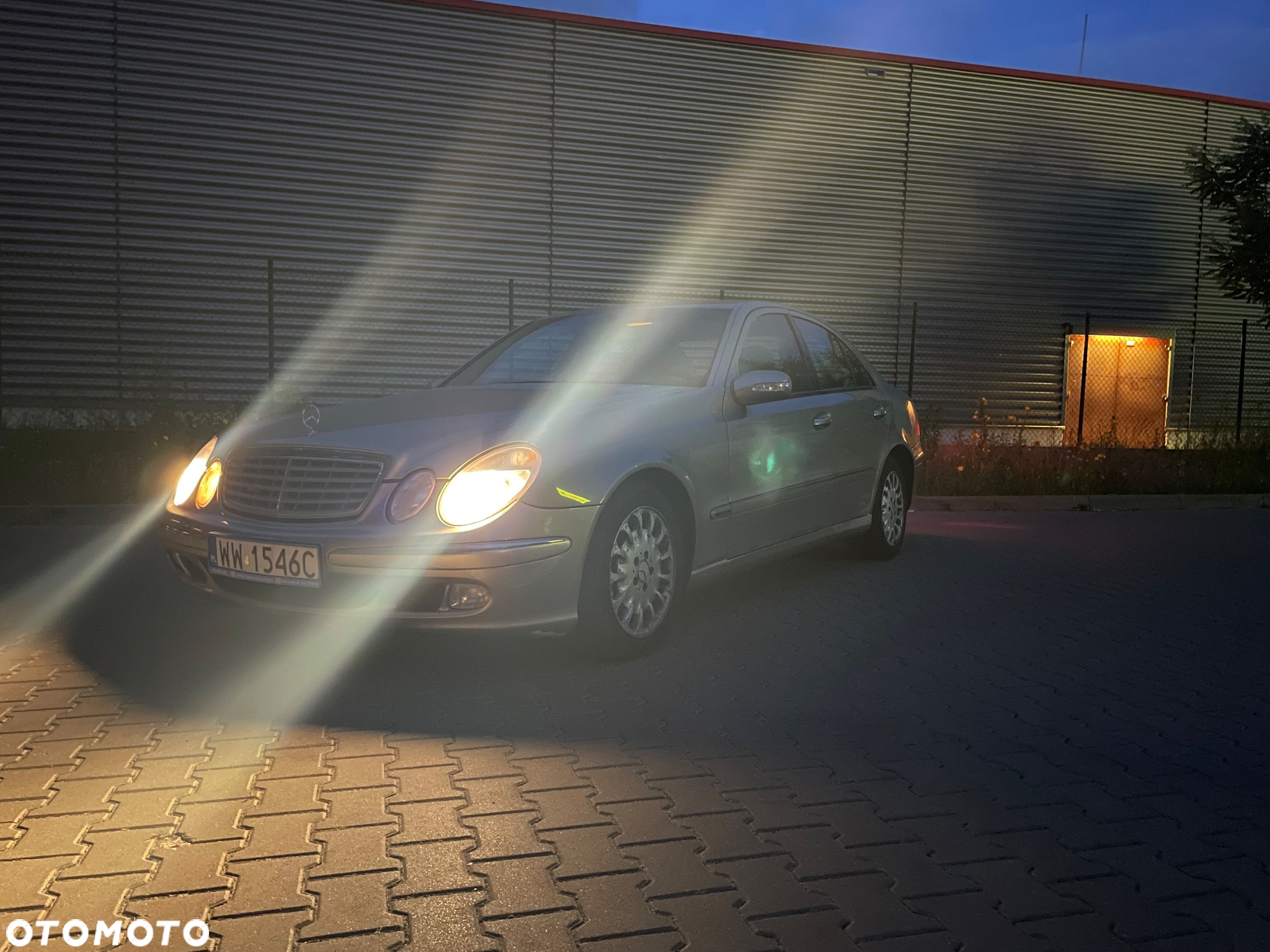 Mercedes-Benz Klasa E - 24