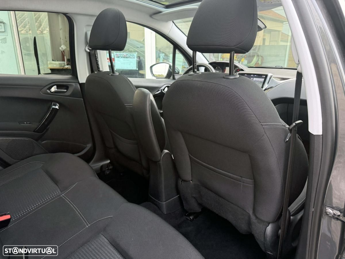 Peugeot 208 1.6 BlueHDi Allure - 25