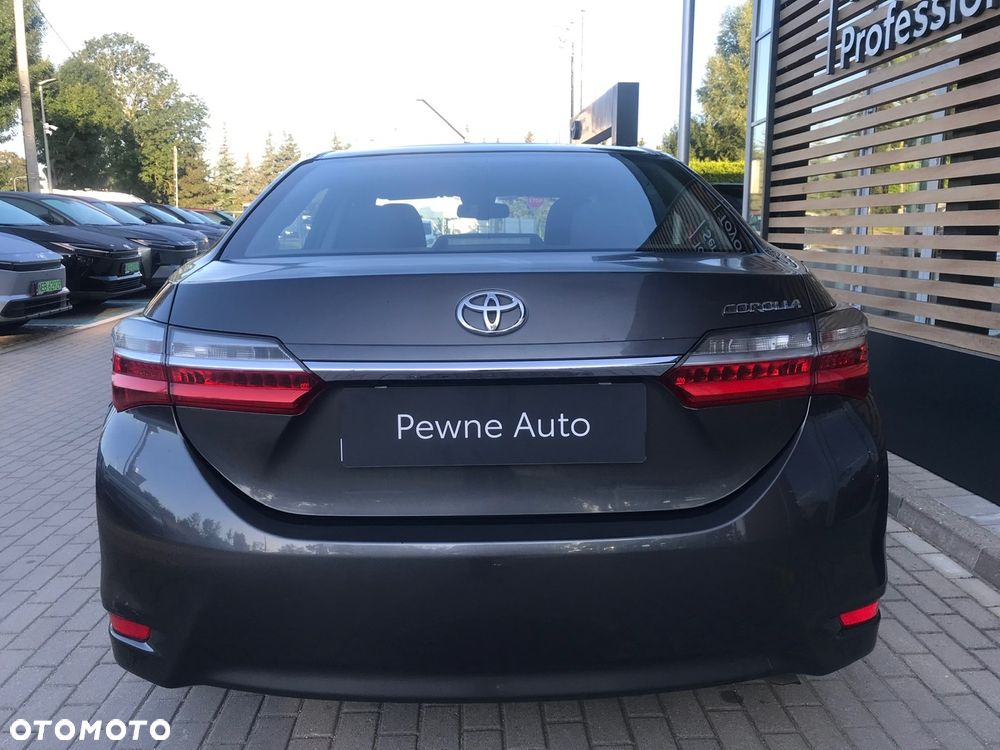Toyota Corolla 1.6 Comfort - 7