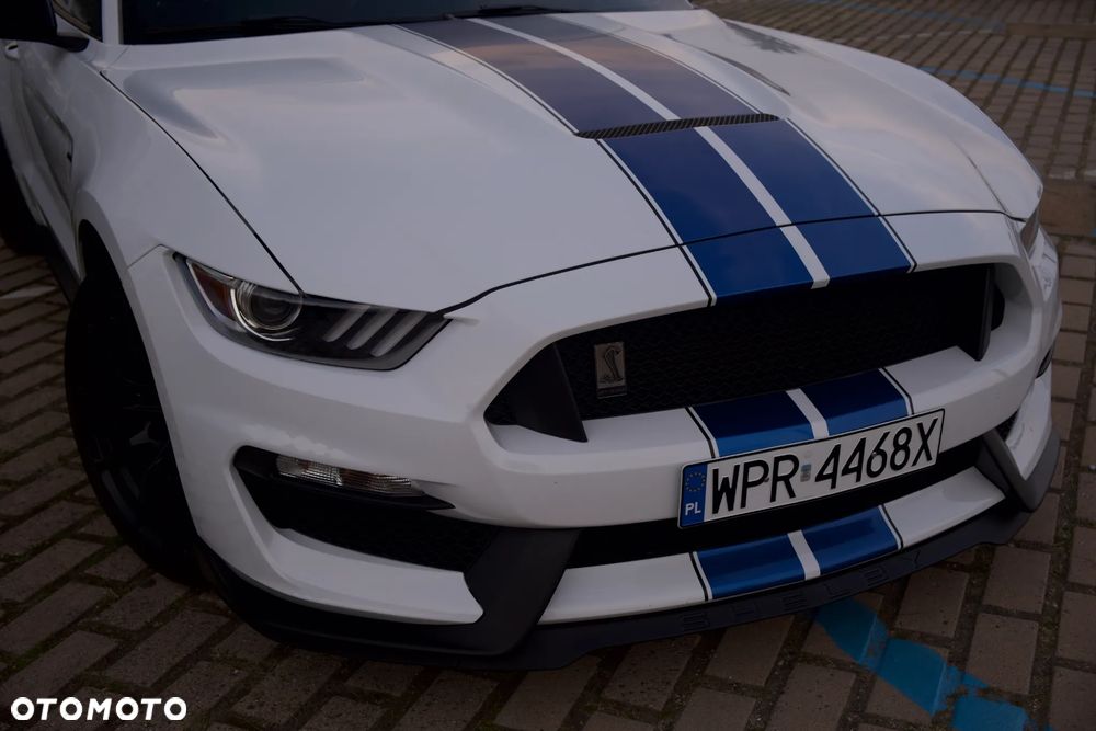 Ford Mustang - 26