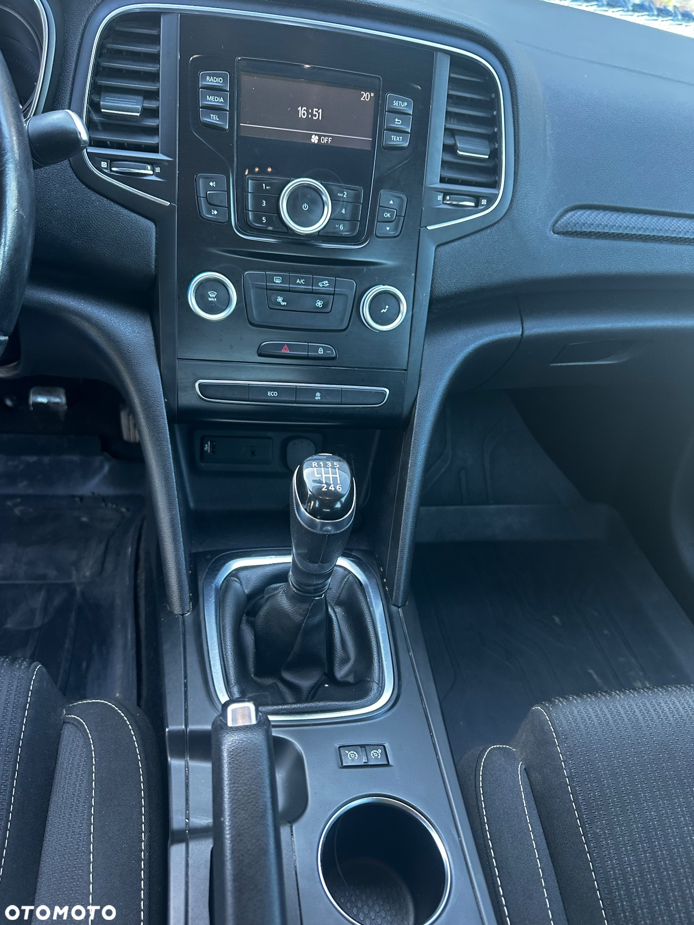 Renault Megane - 11