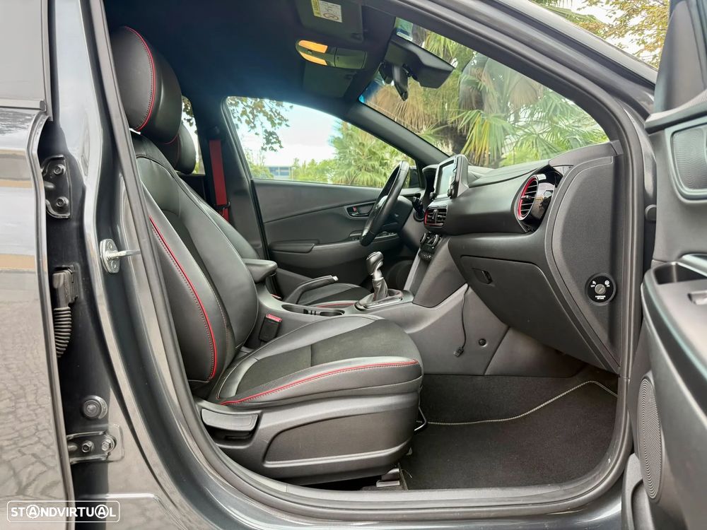 Hyundai Kauai 1.0 T-GDi Premium Tec.Preto - 6