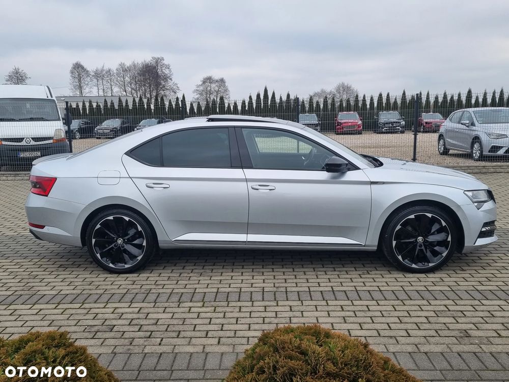 Skoda Superb 2.0 TDI 4x4 DSG Sportline - 8