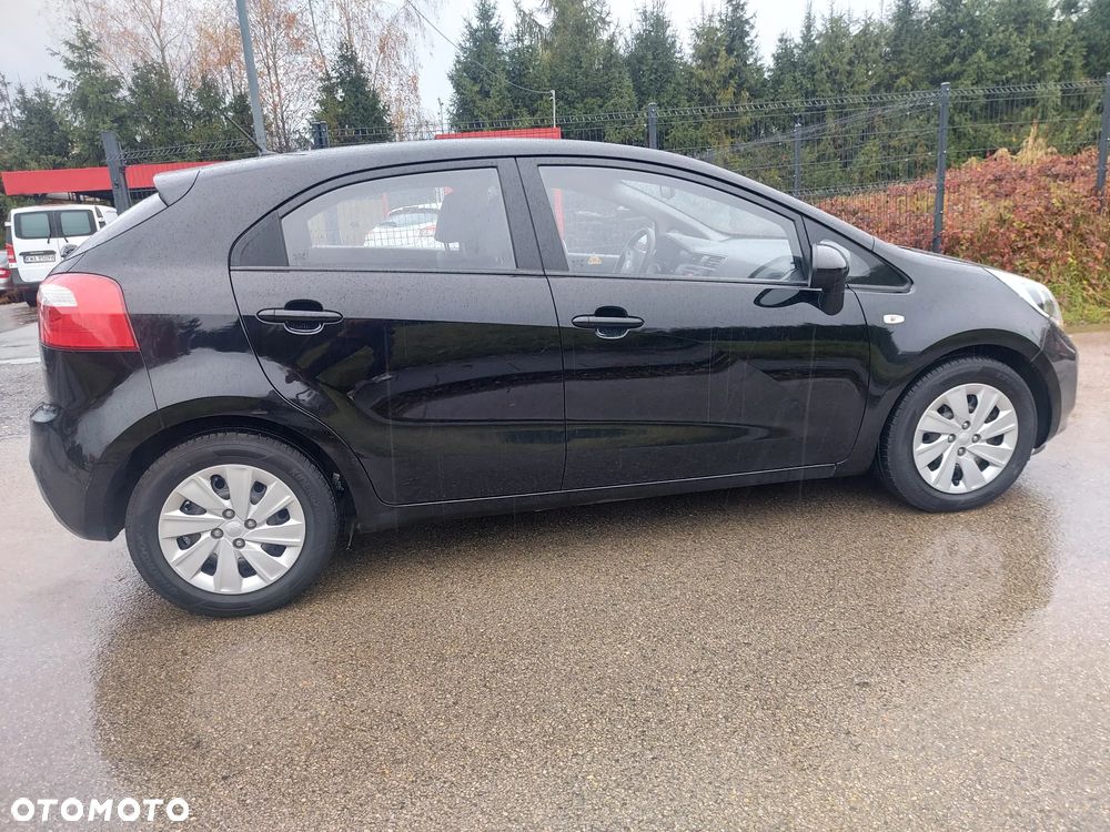 Kia Rio 1.2 Business Line - 8