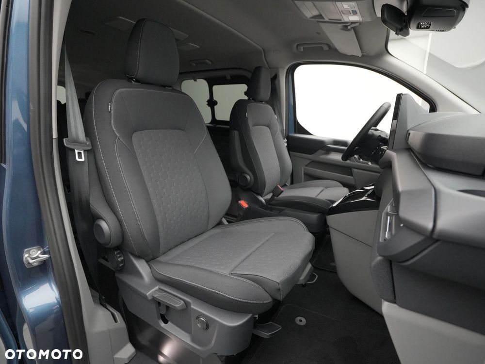 Ford Tourneo Custom 2.0 EcoBlue 320 L2 Titanium - 11