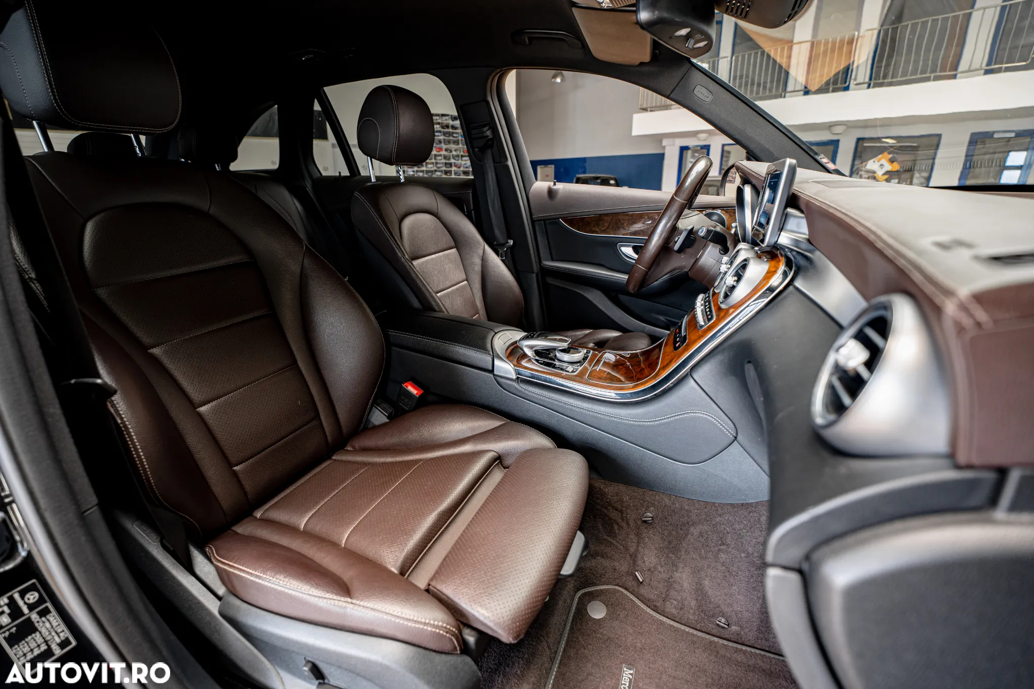 Mercedes-Benz GLC 220 d 4Matic 9G-TRONIC - 5