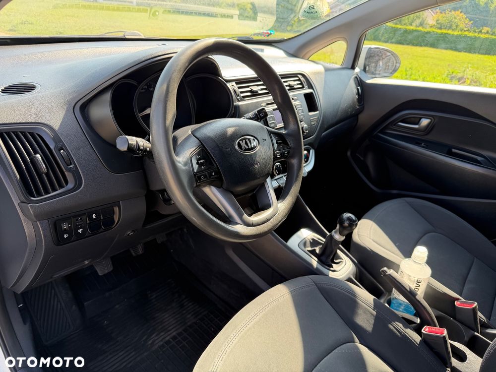 Kia Rio 1.2 Business Line - 7