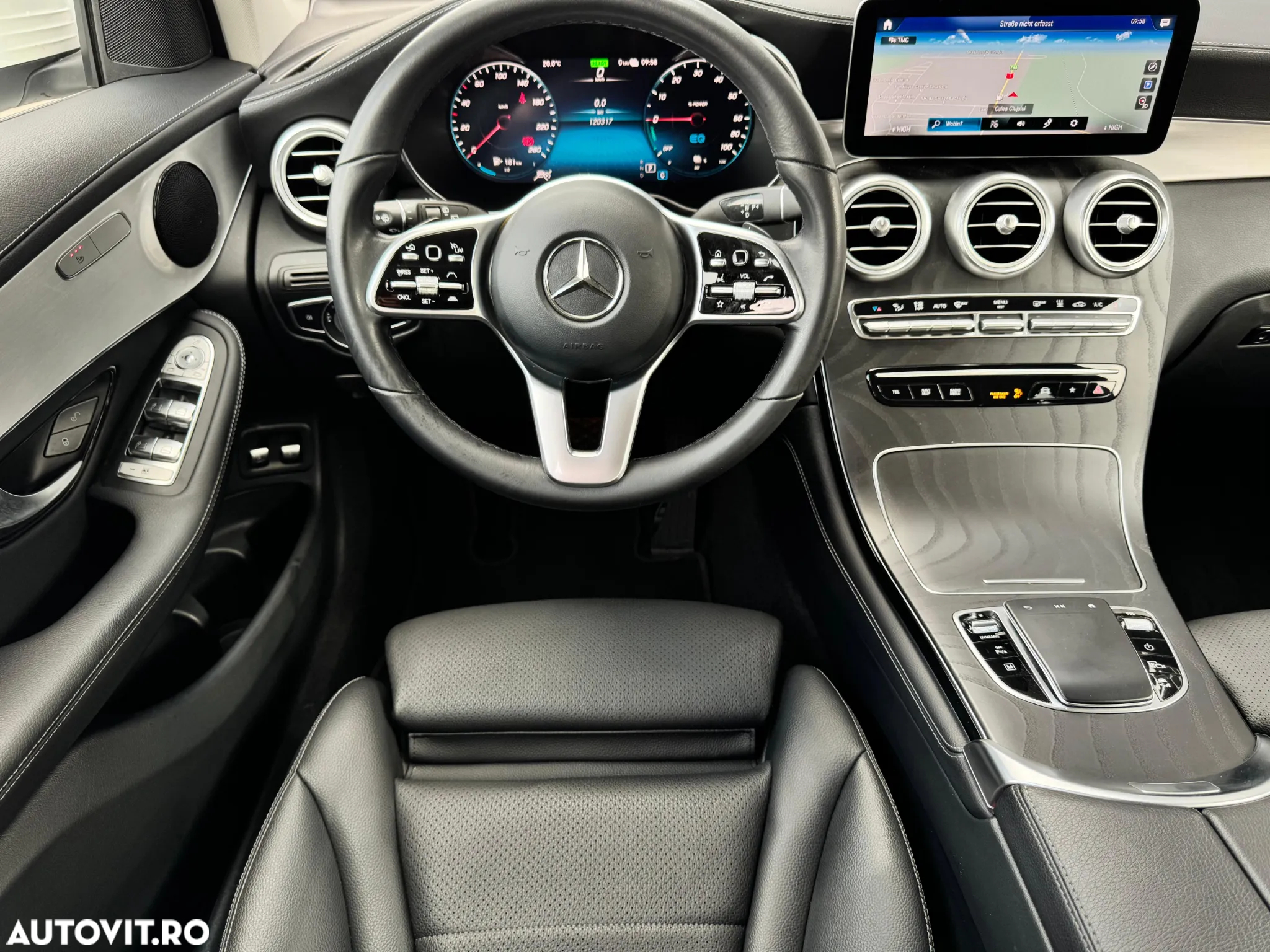 Mercedes-Benz GLC 300 e 4MATIC - 13