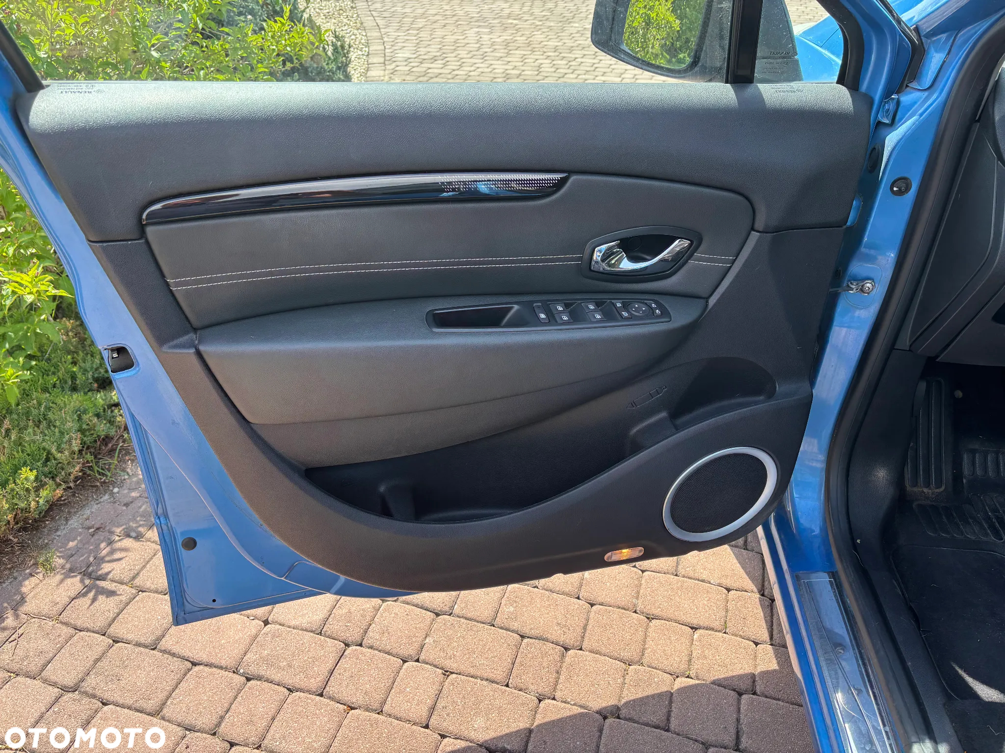 Renault Scenic 1.4 16V TCE Privilege - 11