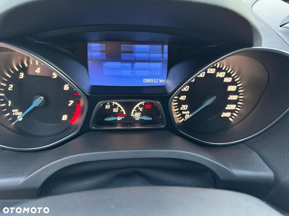 Ford Kuga - 16