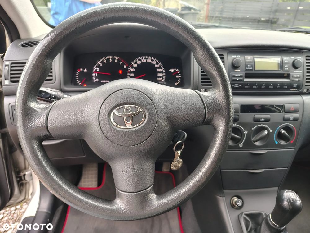 Toyota Corolla 1.6 VVT-i Terra Polaris - 14