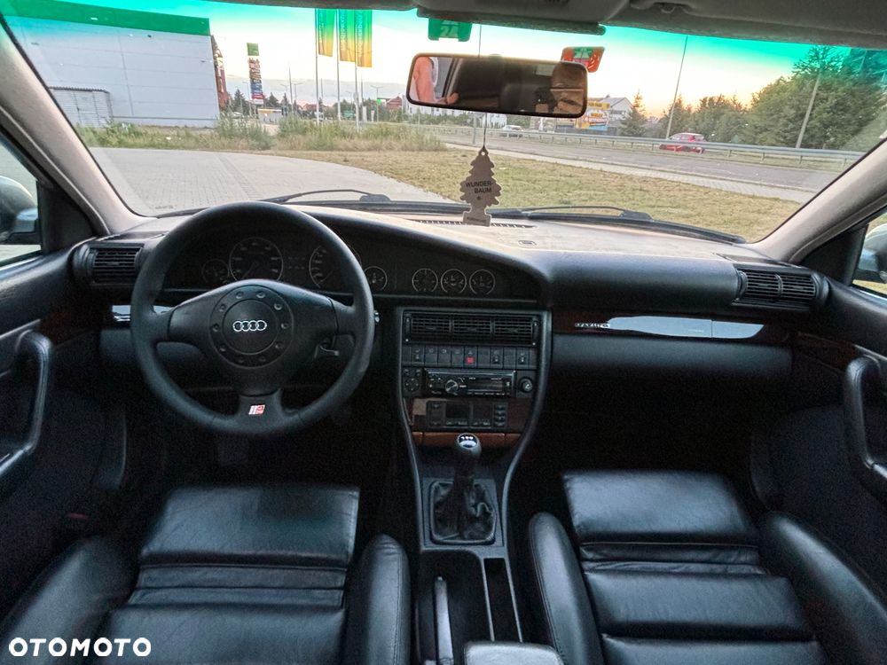 Audi A6 Avant 2.8 30V Quattro - 20