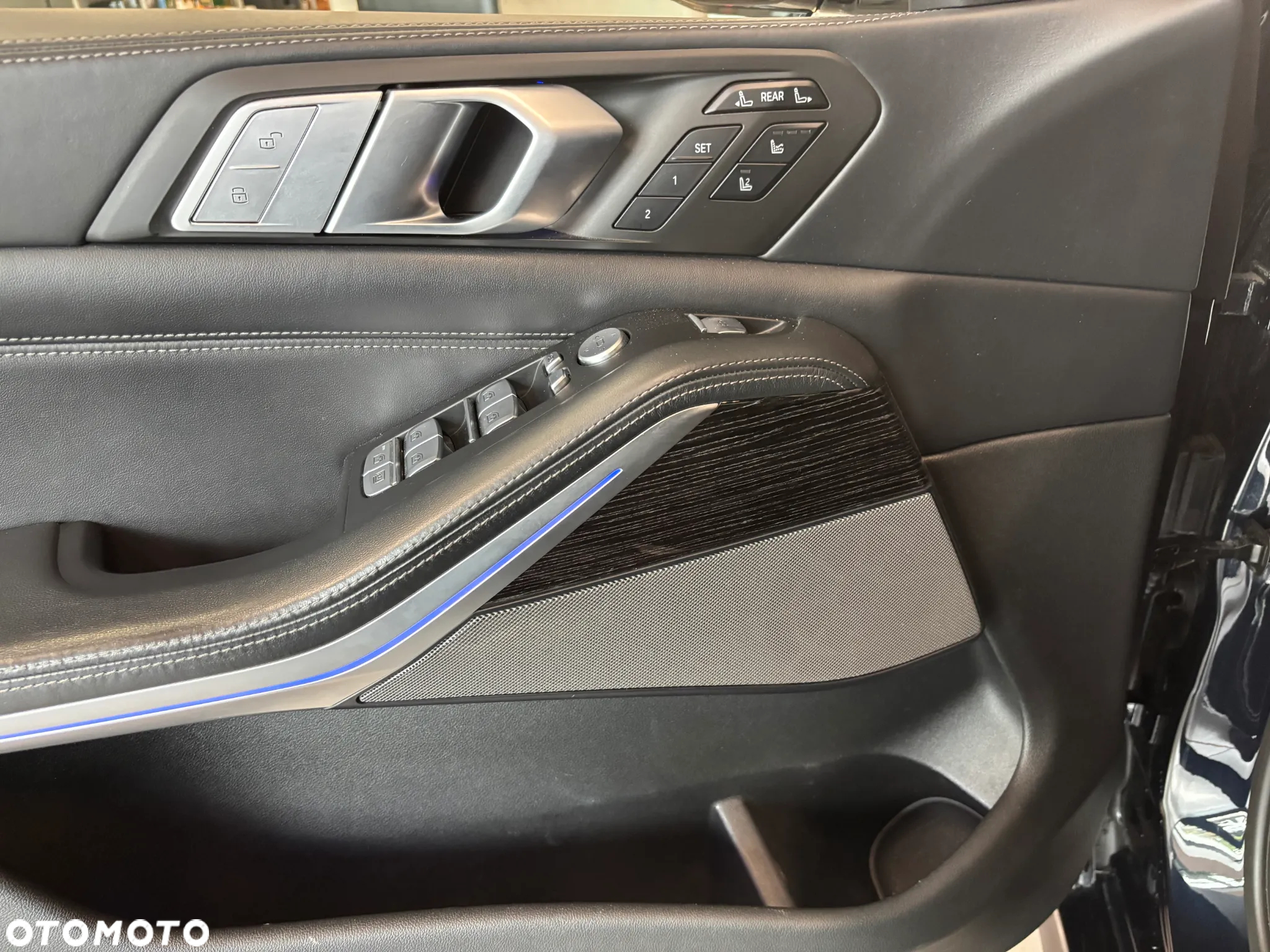 BMW X7 xDrive40d - 11