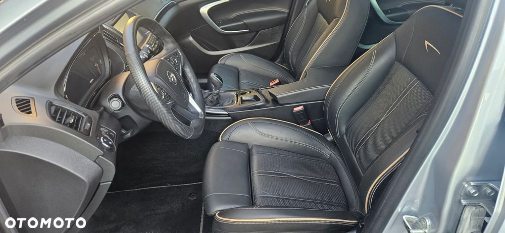 Opel Insignia - 18