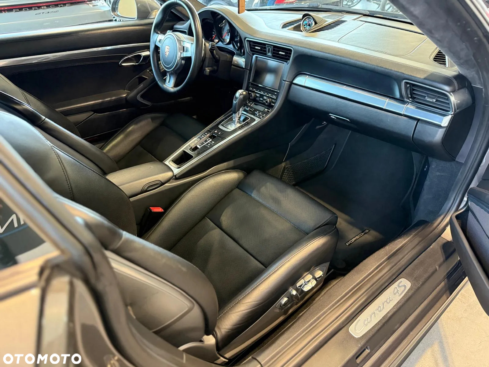 Porsche 911 Carrera 4S PDK - 19