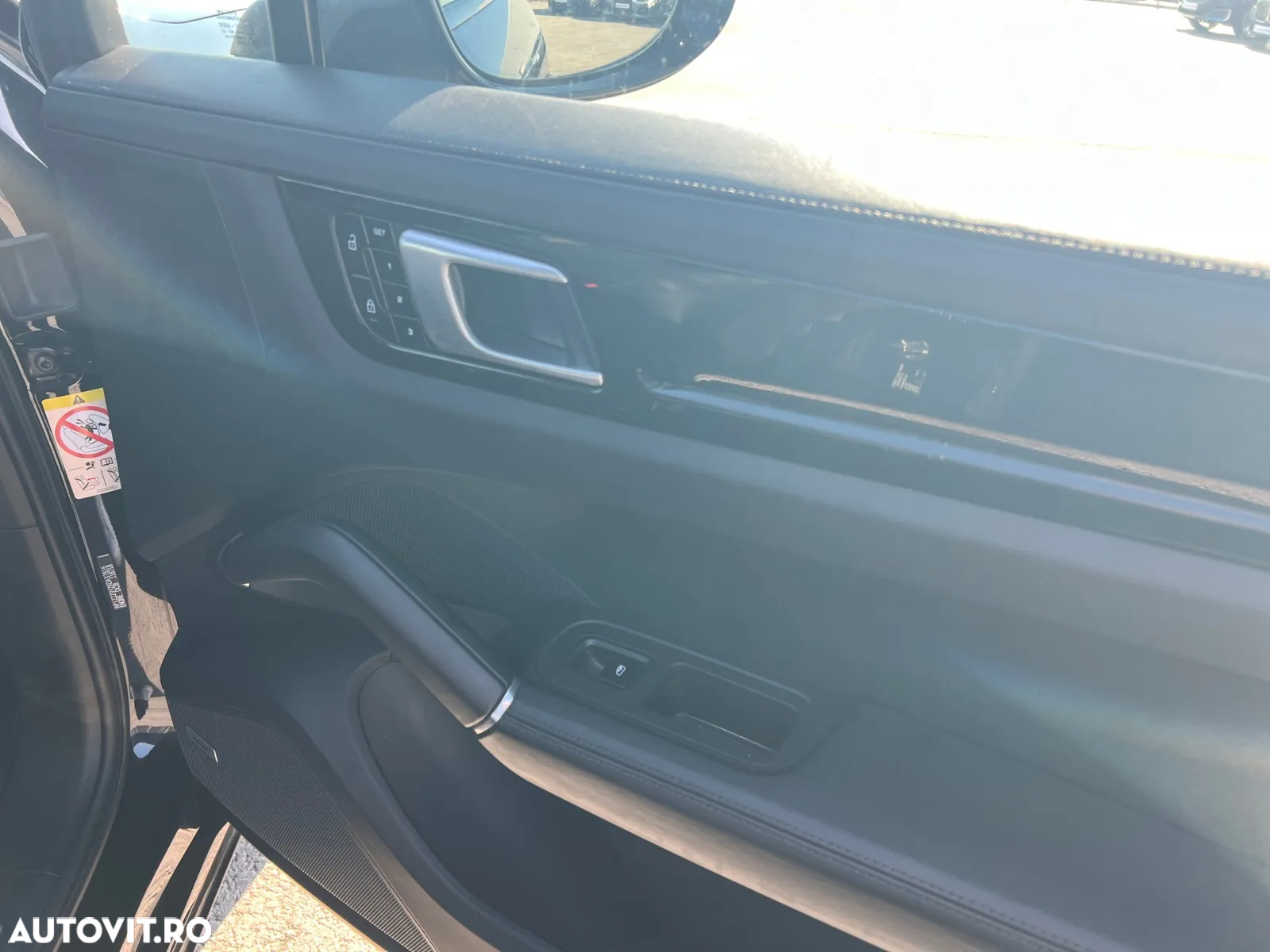 Porsche Cayenne - 15