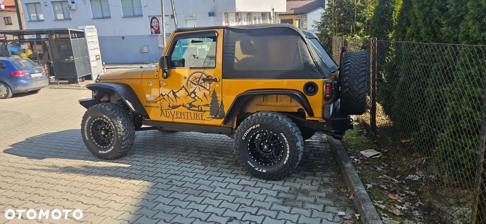 Jeep Wrangler - 4