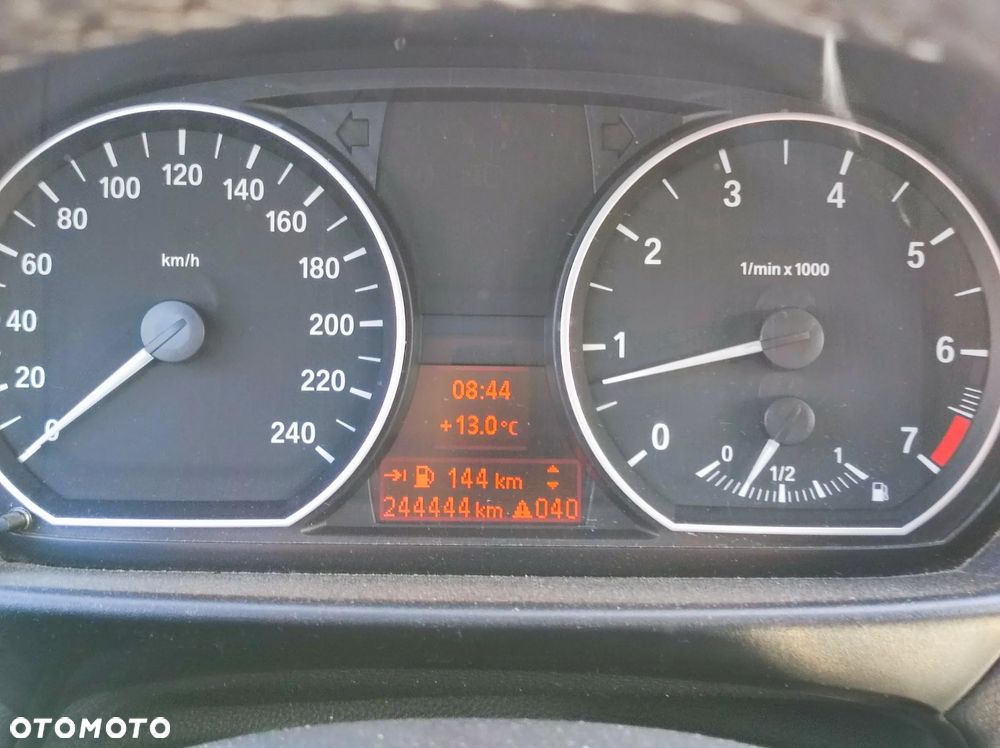 BMW Seria 1 116i - 26