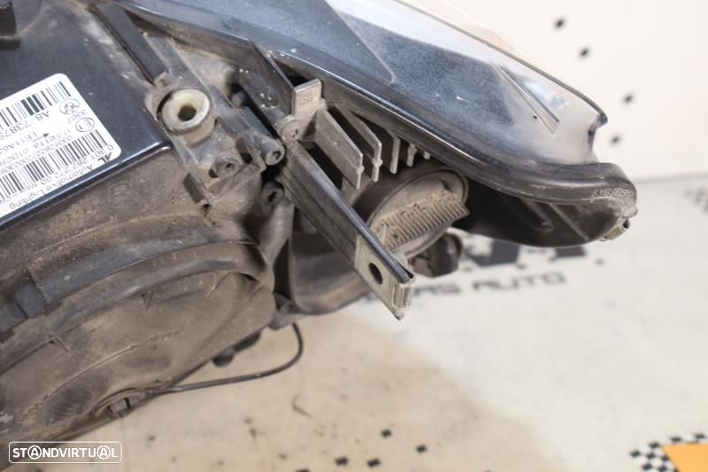Ótica Direita BMW Serie 4 - 7387542 / 03012827200 / 7 387 542 - Xenon - 9