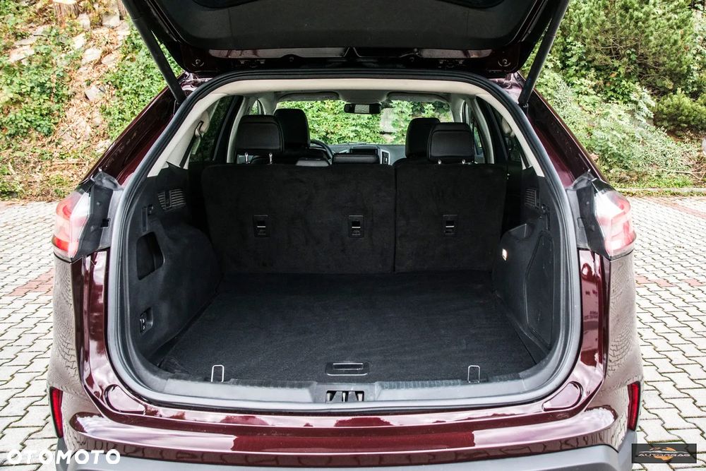 Ford Edge - 8
