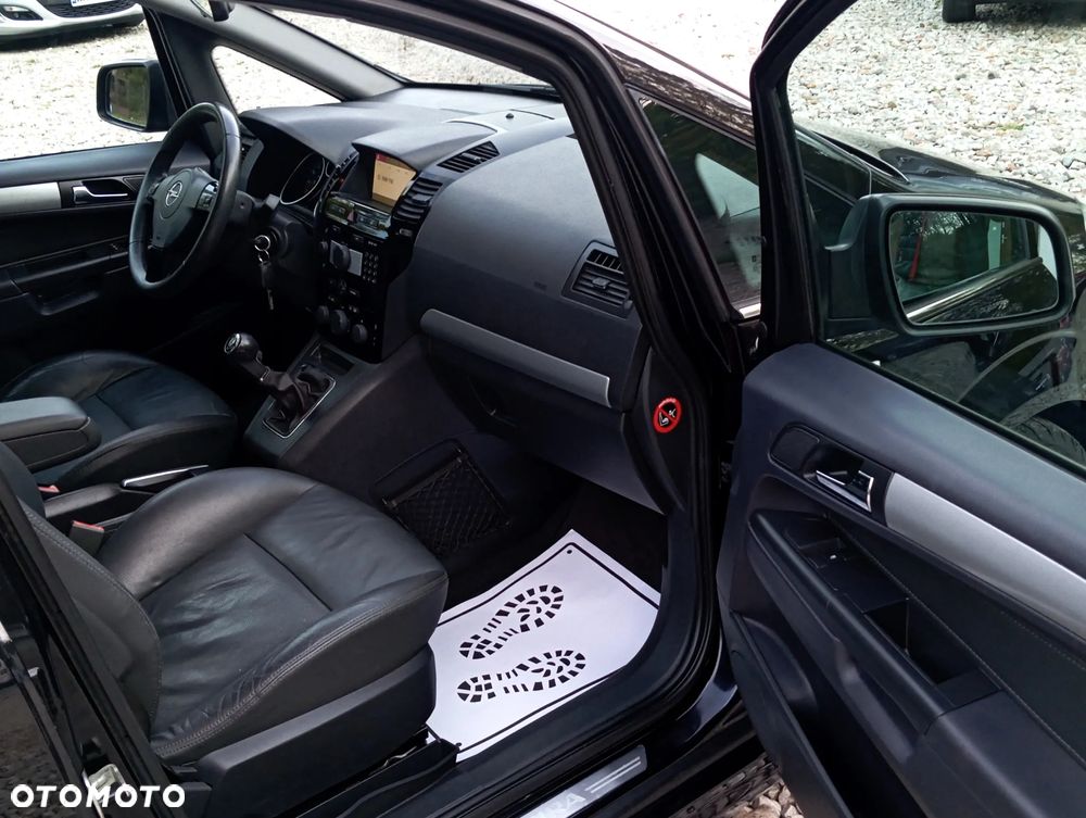 Opel Zafira 1.8 Design Edition - 19