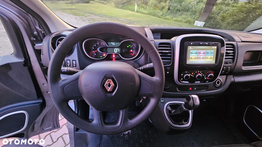 Renault Trafic Grand 2.0 dCi EDC - 14