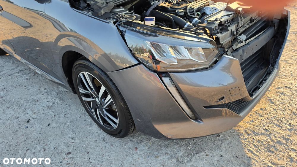 Peugeot 208 1.2 PureTech GPF Allure S&S - 28