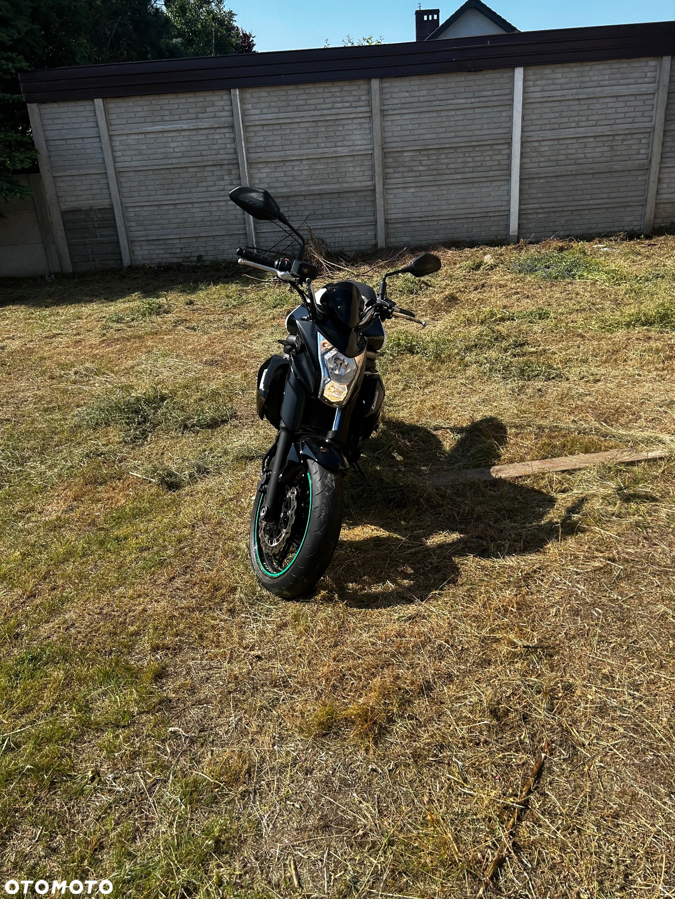 Kawasaki ER - 12
