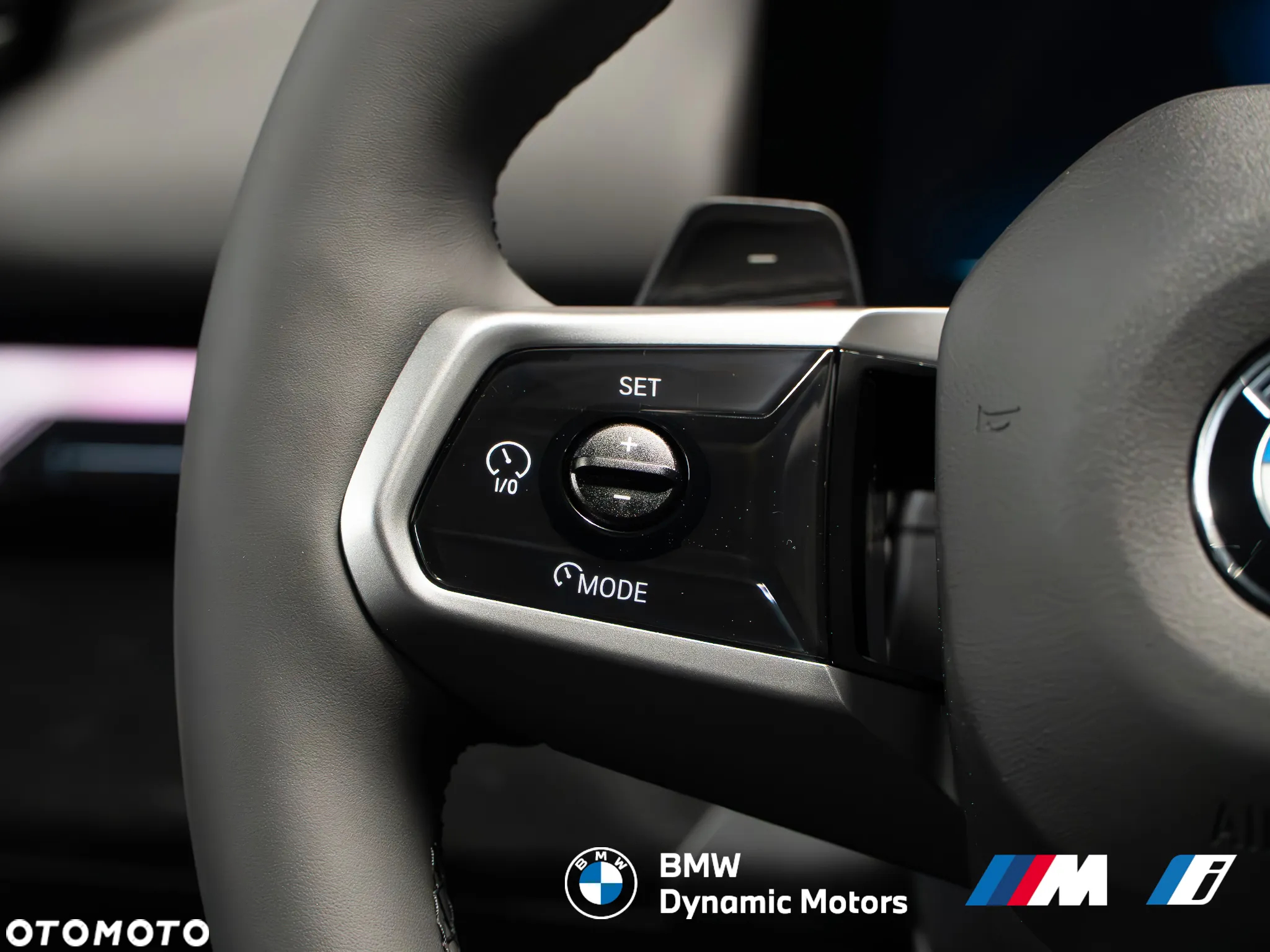 BMW Seria 5 520d xDrive Touring - 28