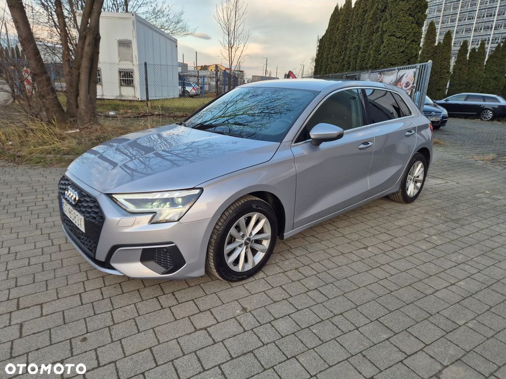 Audi A3 Sportback - 3