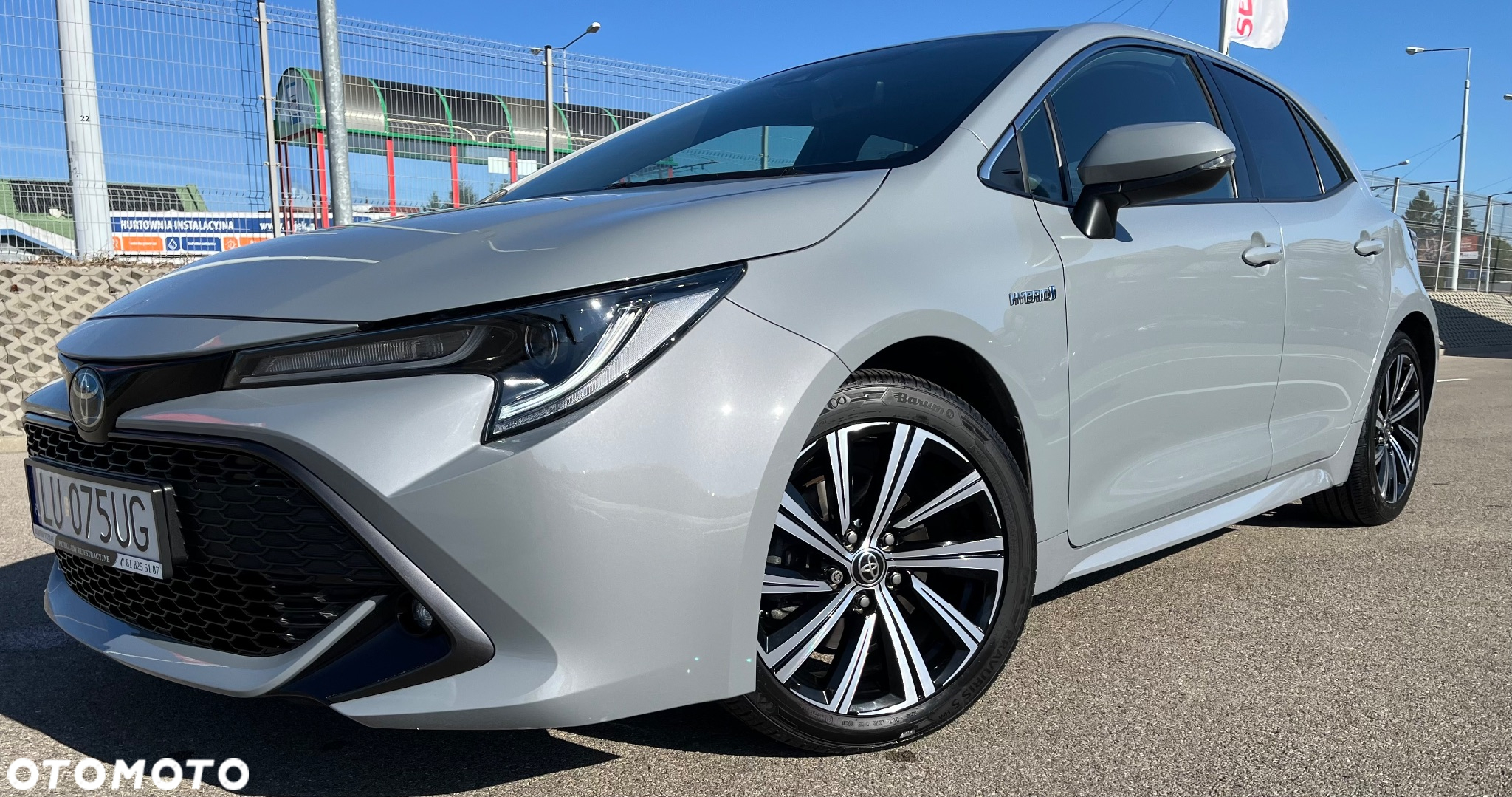 Toyota Corolla 2.0 Hybrid Comfort - 2
