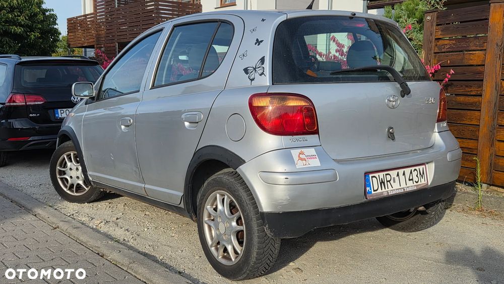 Toyota Yaris - 2