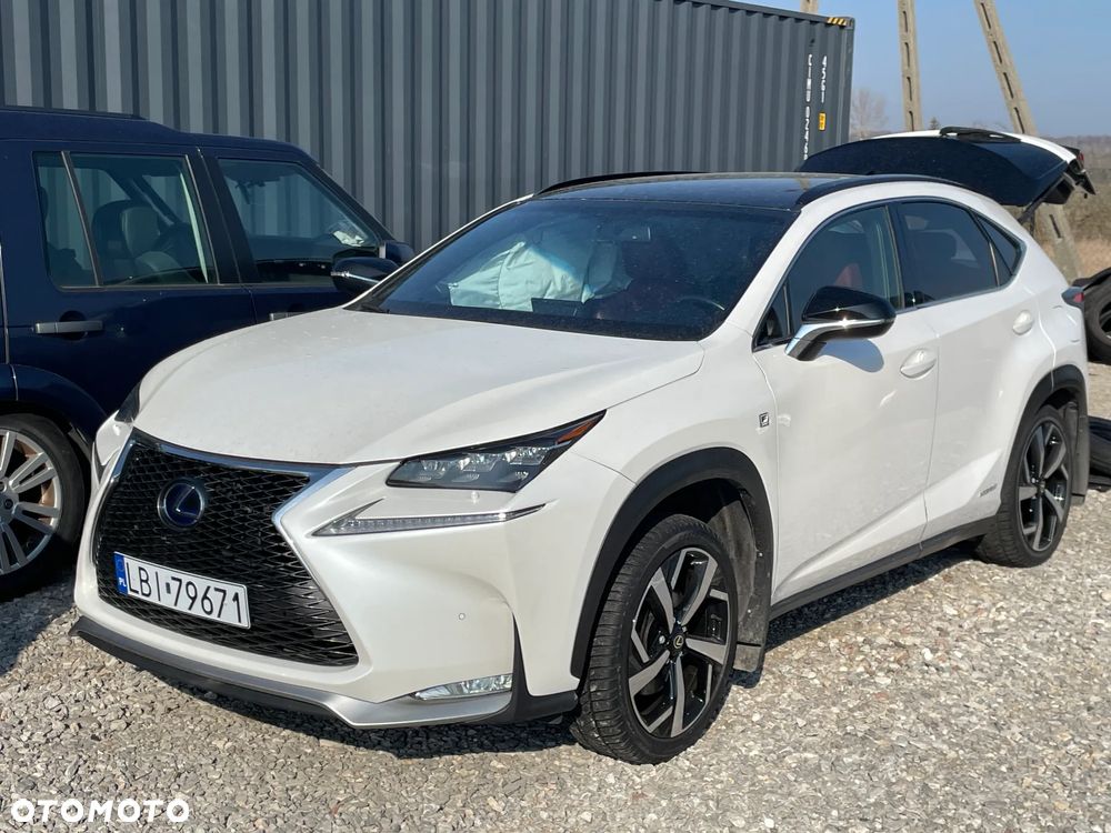 Lexus NX 300h F Sport AWD - 1