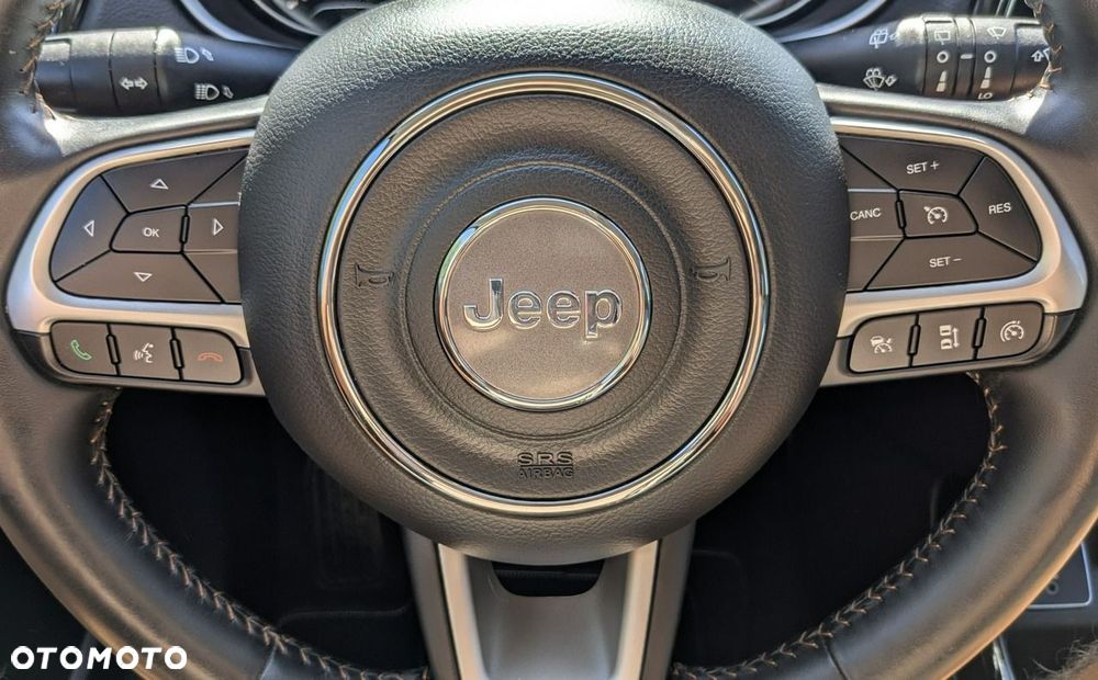 Jeep Compass - 35