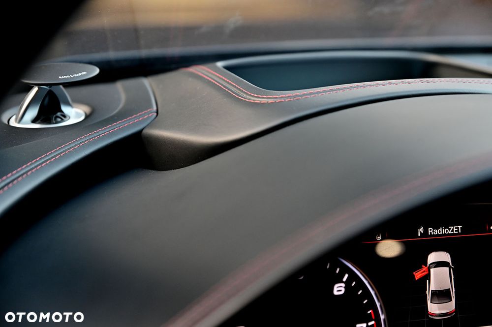Audi S8 - 24