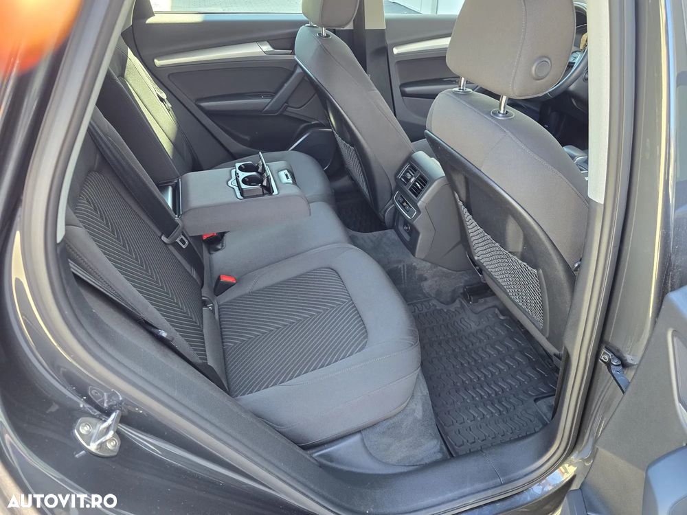 Audi Q5 40 TDI quattro S tronic MHEV Advanced - 9