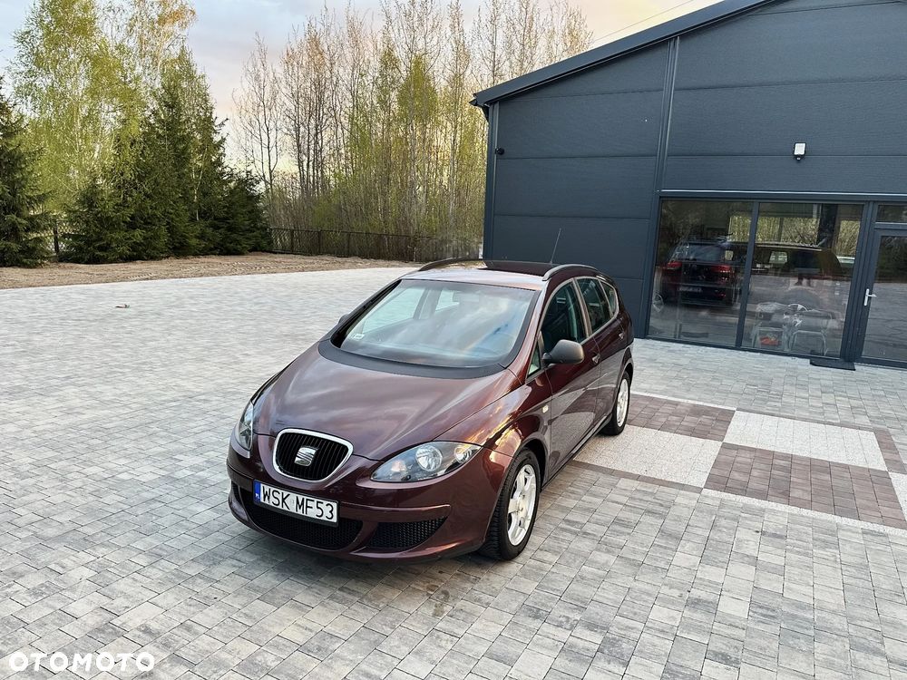 Seat Altea XL 1.6 Reference Comfort - 1