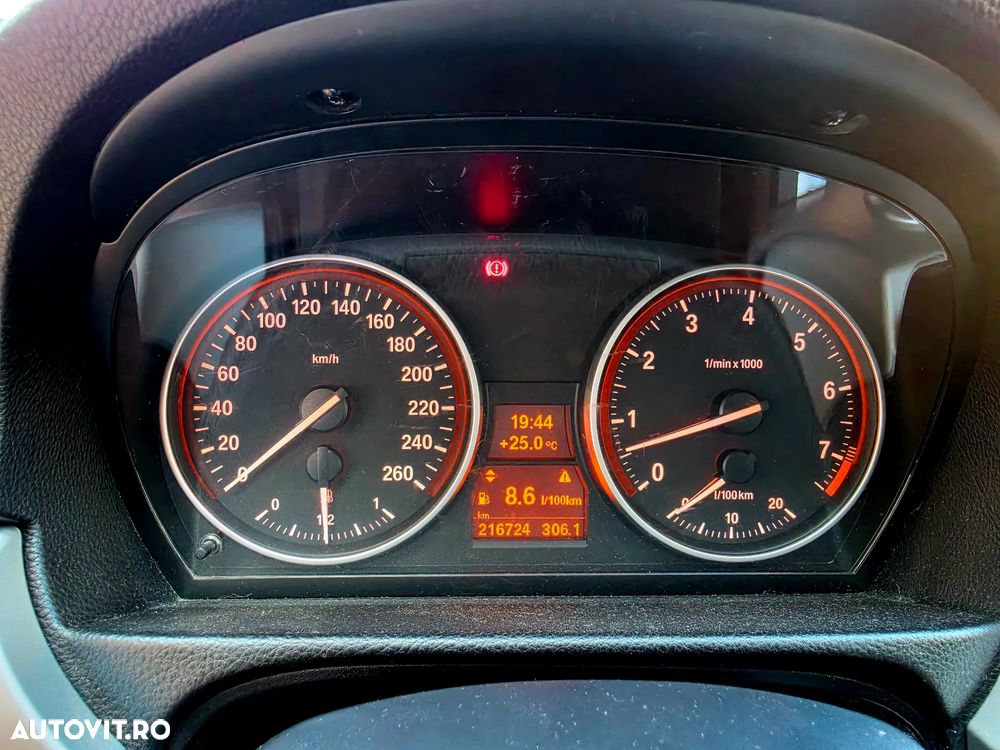 BMW Seria 3 316i - 9
