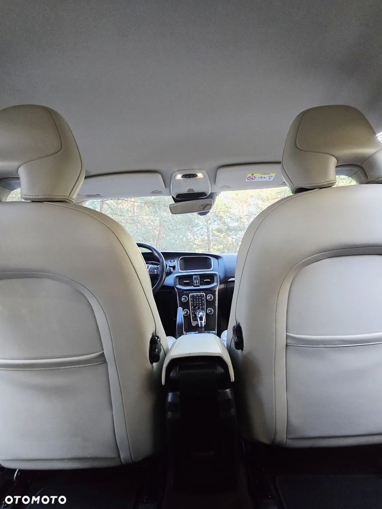 Volvo V40 D2 Drive-E SCR Dynamic Edition - 21