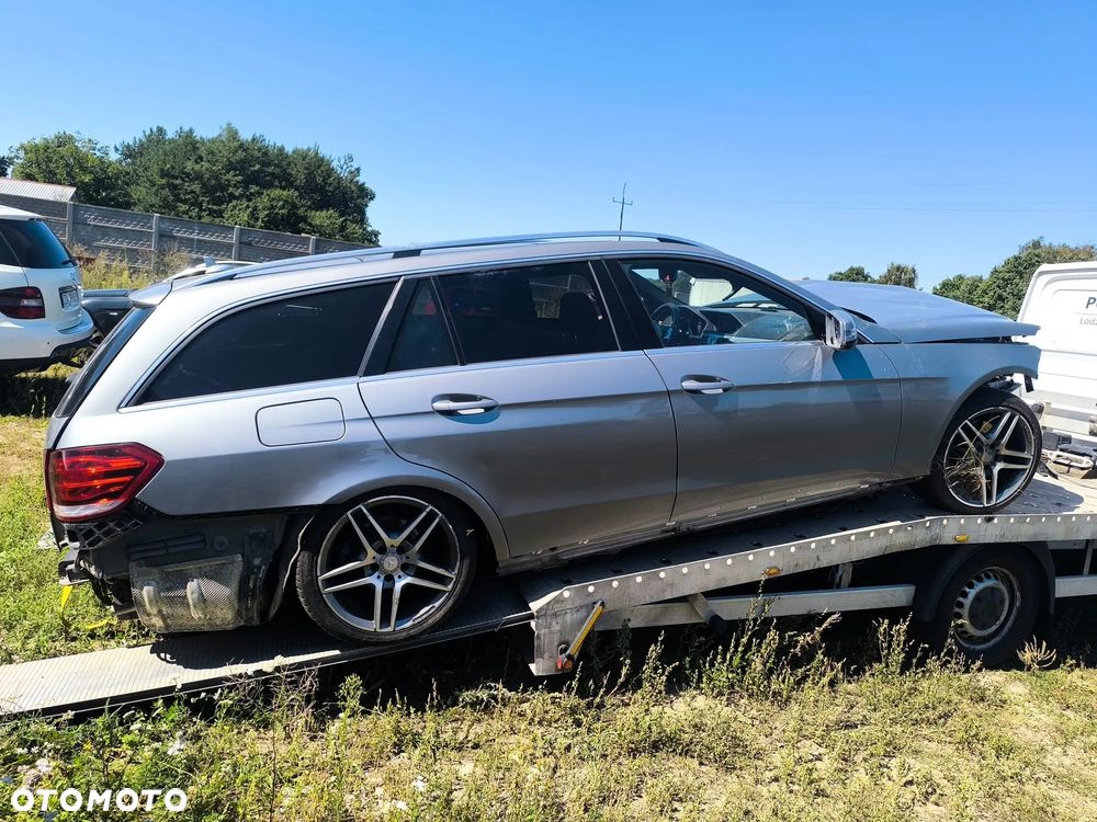 Mercedes-Benz Klasa E 220 BlueTEC 4Matic 7G-TRONIC Elegance - 7