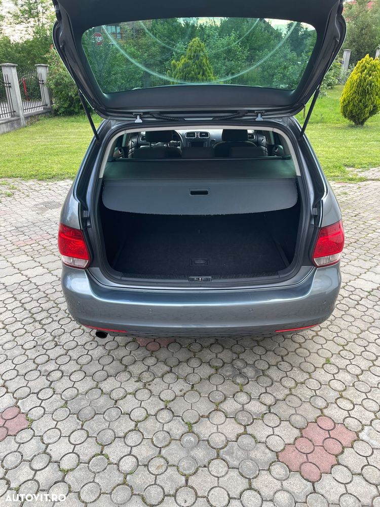Volkswagen Golf - 13