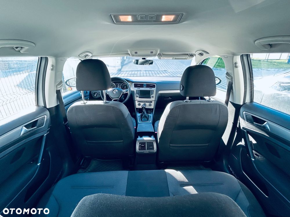 Volkswagen Golf VII 1.6 TDI BlueMotion Trendline - 16