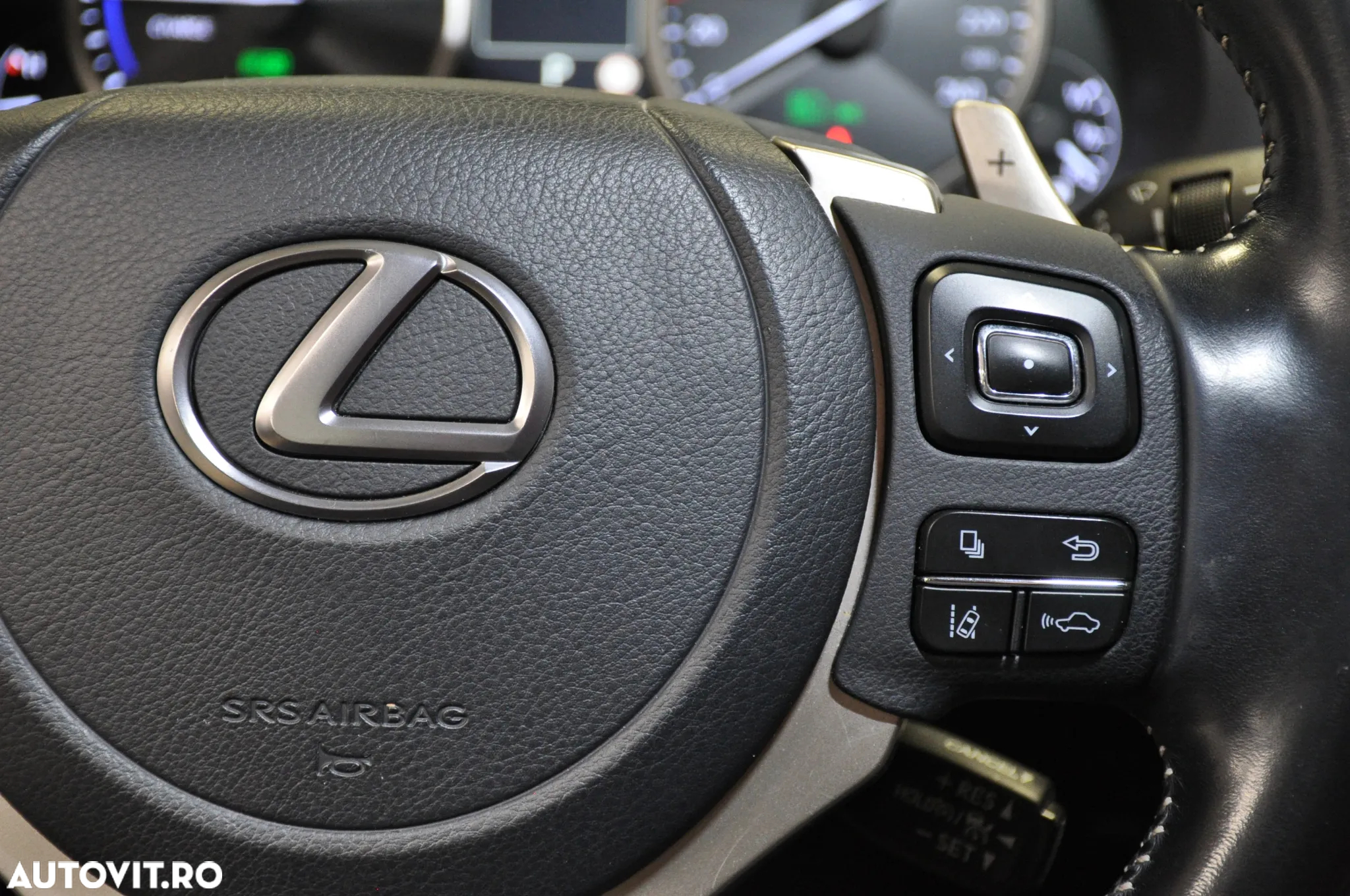 Lexus Seria NX 300h AWD Executive Plus - 19