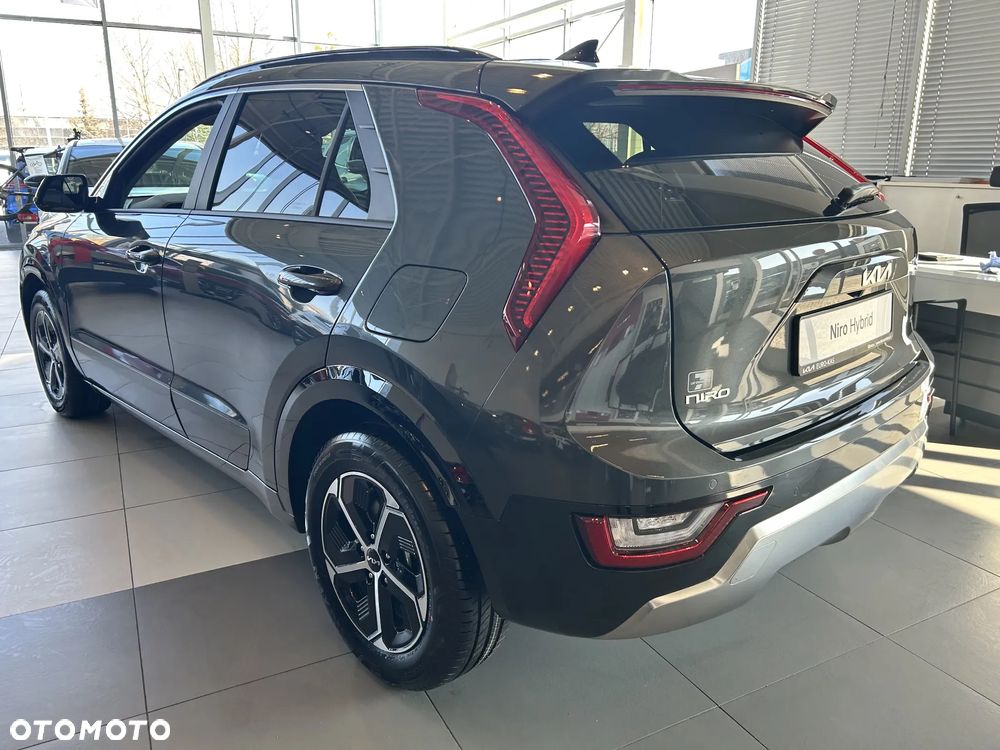 Kia Niro 1.6 GDI Hybrid M - 5