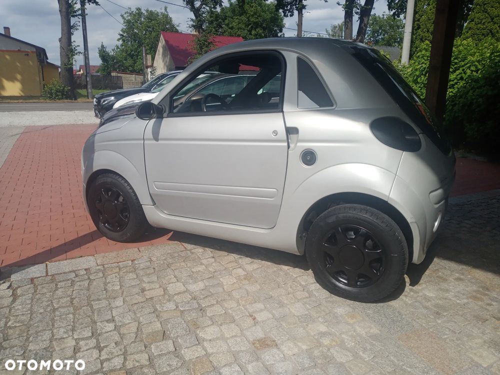 Microcar DUE - 3