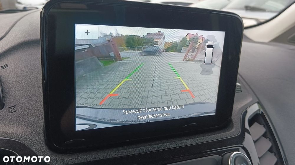 Ford Tourneo Connect Grand - 19